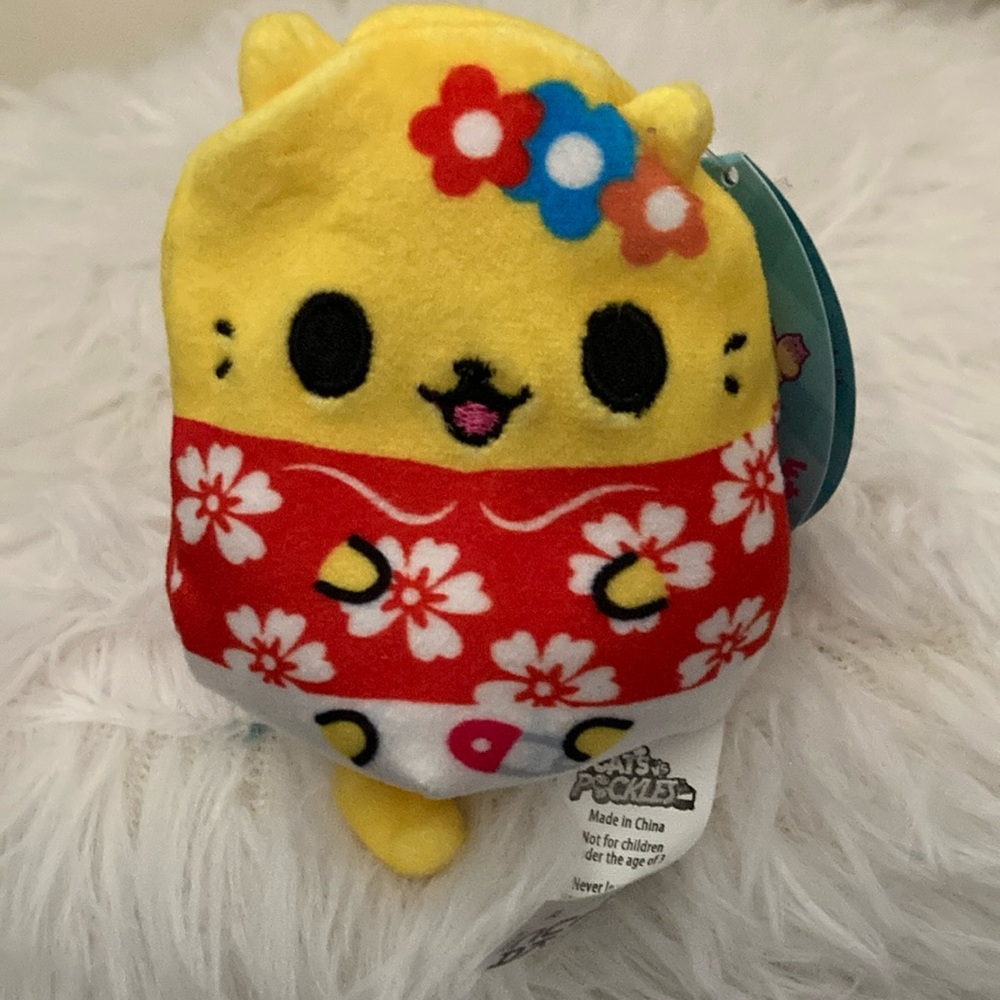 BRAND NEW STUFF ANIMAL! NWT! SMOKE FREE HOME!
